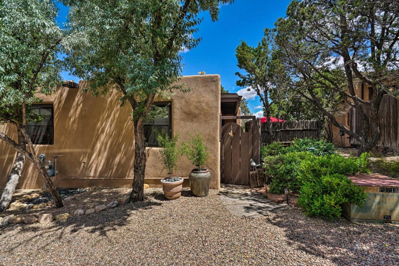 Modern Bungalow With Santa Fe Charm Less Than 2 Mi To Plaza Leilighet Eksteriør bilde